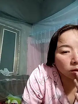 Cumhots111 online show from June 12, 12:59 pm