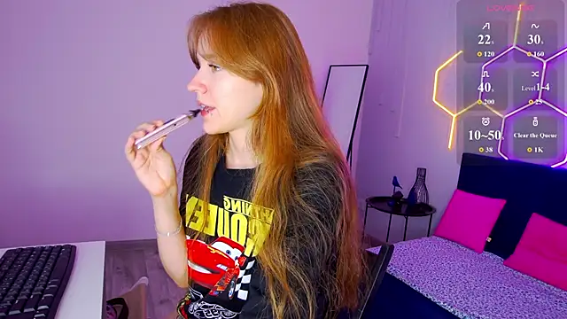Angel Fleur online show from June 29, 1:34 am