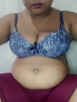 Rishwana77 online show from July 29, 2:53 am