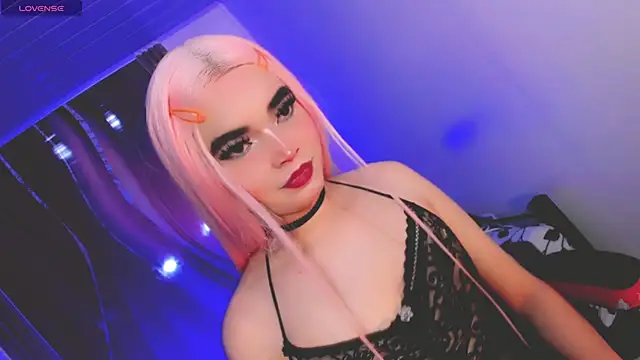 Lana Ride  online show from June 9, 7:36 pm