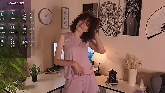 Snapshot of Miriam_Boshe chatting on June 7, 6:00 pm Miriam Boshe online show from June 7, 6:00 pm