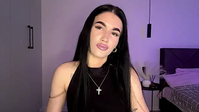 Snapshot of KarieEgge chatting on June 2, 3:03 pm KarieEgge online show from June 2, 3:03 pm