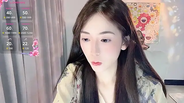 Snapshot of G0MM-AA chatting on June 6, 6:51 am G0MM-AA online show from June 6, 6:51 am