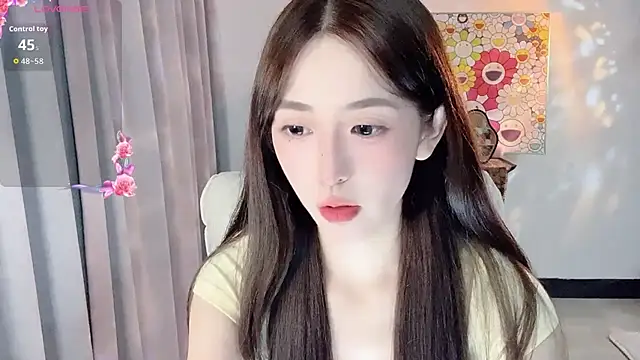 Snapshot of G0MM-AA chatting on June 9, 7:20 am G0MM-AA online show from June 9, 7:20 am
