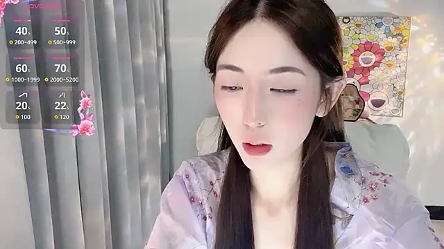 Snapshot of G0MM-AA chatting on June 14, 7:32 am G0MM-AA online show from June 14, 7:32 am