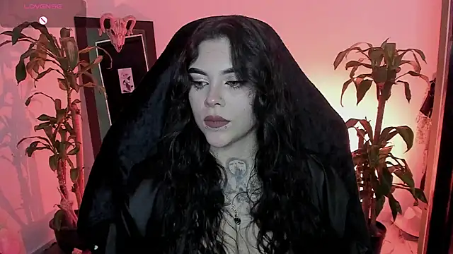 MissCharlottte 18 online show from July 28, 3:02 am