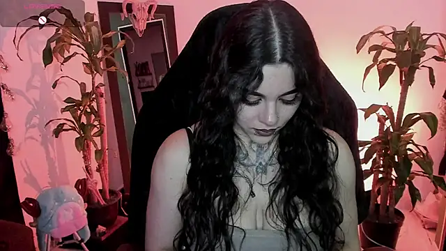 MissCharlottte 18 online show from July 29, 5:05 am