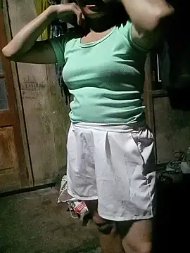 Snapshot of Nana-AsianWet chatting on June 26, 2:32 pm Nana-AsianWet online show from June 26, 2:32 pm
