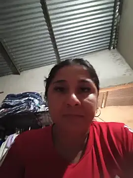 Snapshot of noemy-25 chatting on June 9, 2:50 pm noemy-25 online show from June 9, 2:50 pm