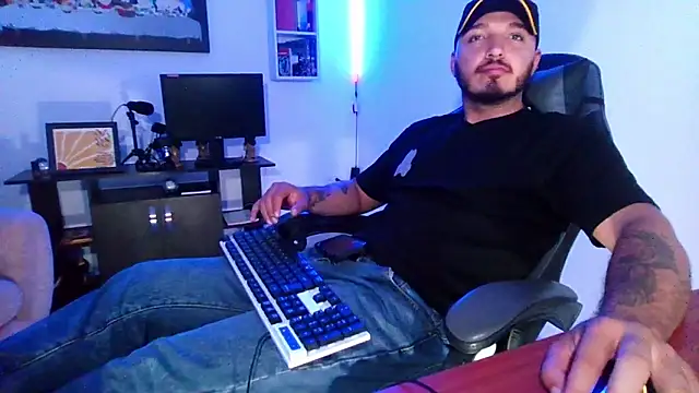 Thiago 420 online show from May 15, 11:34 pm