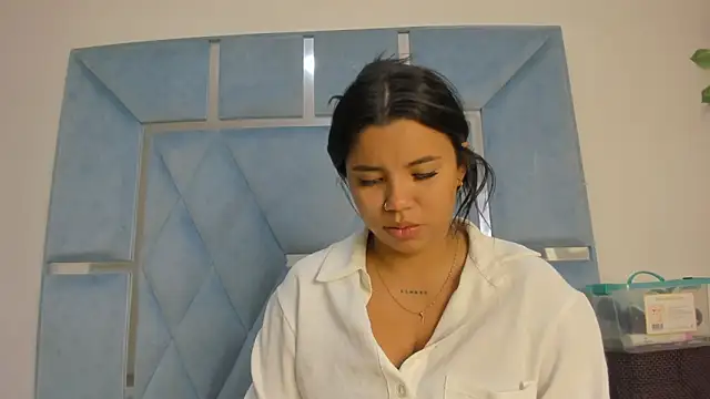 Snapshot of Lucy_asm chatting on June 3, 1:03 pm Lucy asm online show from June 3, 1:03 pm