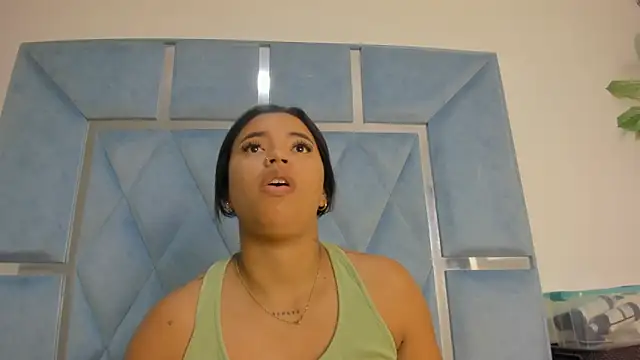 Snapshot of Lucy_asm chatting on June 7, 1:37 pm Lucy asm online show from June 7, 1:37 pm