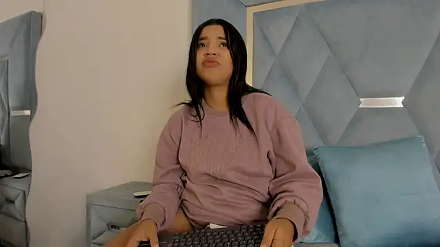 Lucy asm online show from August 1, 2:05 pm