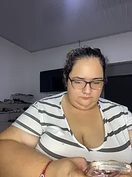 marianacooper1234 online show from May 22, 10:15 pm