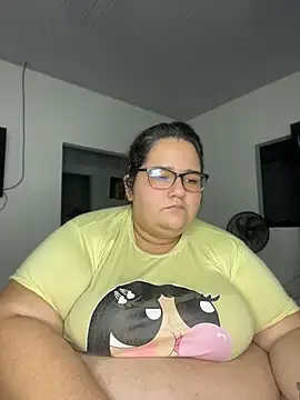 marianacooper1234 online show from July 15, 3:45 am