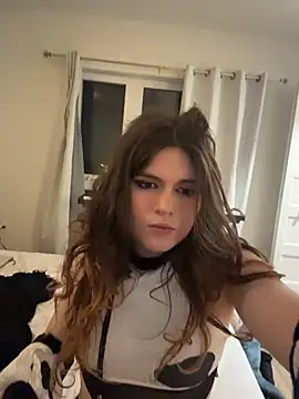 cutypiefull online show from July 21, 2:36 am