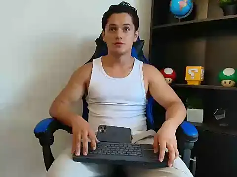Erick Wallace online show from July 28, 8:52 pm