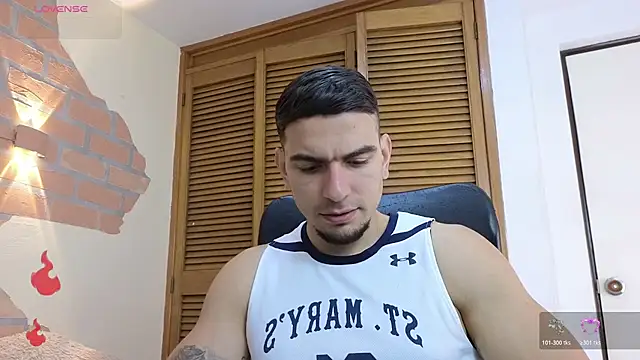 Snapshot of Josh_miller01 chatting on May 16, 12:59 pm Josh miller01 online show from May 16, 12:59 pm