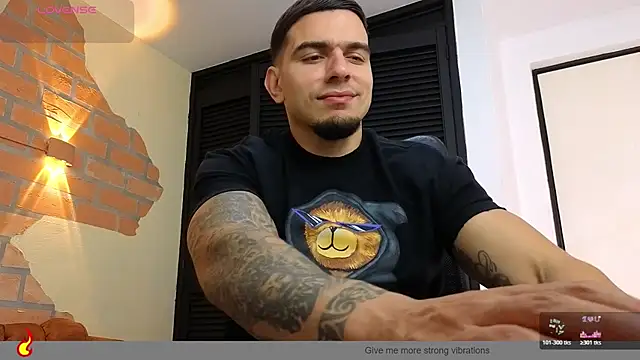 Josh miller01 online show from July 17, 1:29 pm
