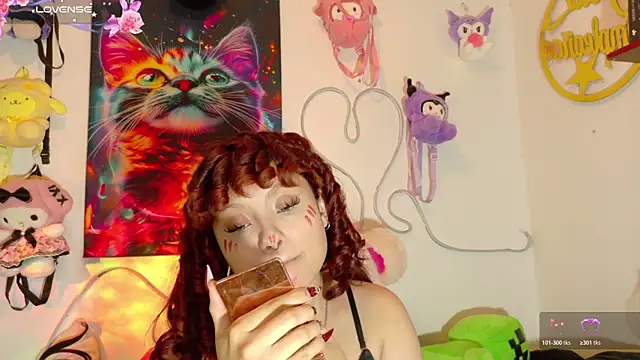 theiamoon online show from June 16, 11:07 pm