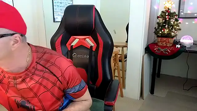 Snapshot of hotdadbod chatting on December 2, 9:06 pm hotdadbod online show from December 2, 9:06 pm