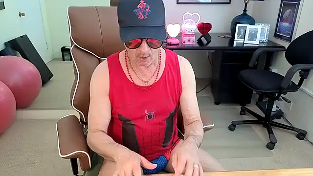 hotdadbod online show from July 31, 9:36 pm