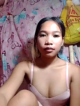 Snapshot of hottie_zaira chatting on May 30, 11:35 pm hottie zaira online show from May 30, 11:35 pm