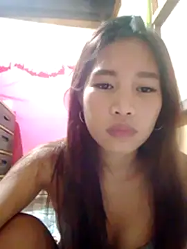 Snapshot of hottie_zaira chatting on June 4, 9:48 am hottie zaira online show from June 4, 9:48 am