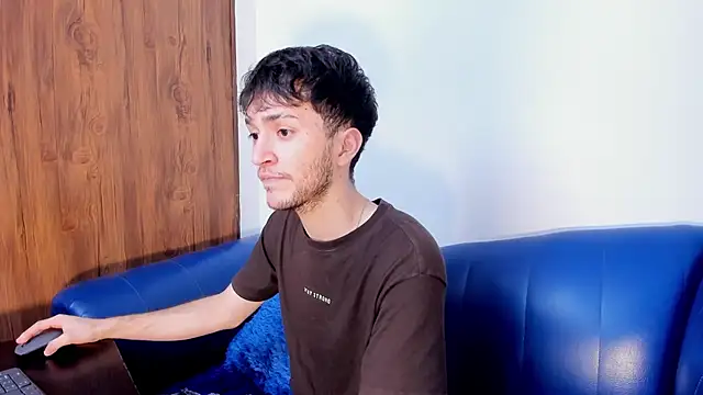kavencastro online show from June 27, 3:55 am
