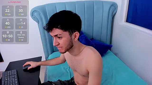 kavencastro online show from July 27, 1:07 pm