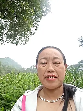 lili anhh online show from June 1, 10:55 pm