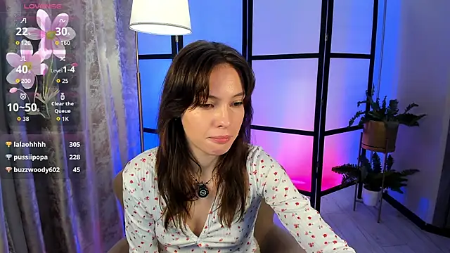 Snapshot of Mili_Joy chatting on June 14, 2:24 am Mili Joy online show from June 14, 2:24 am