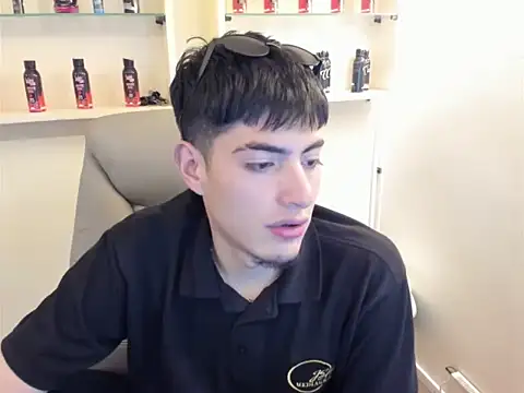 andylol330 online show from July 1, 6:37 am