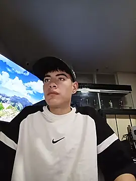 andylol330 online show from July 28, 1:23 am