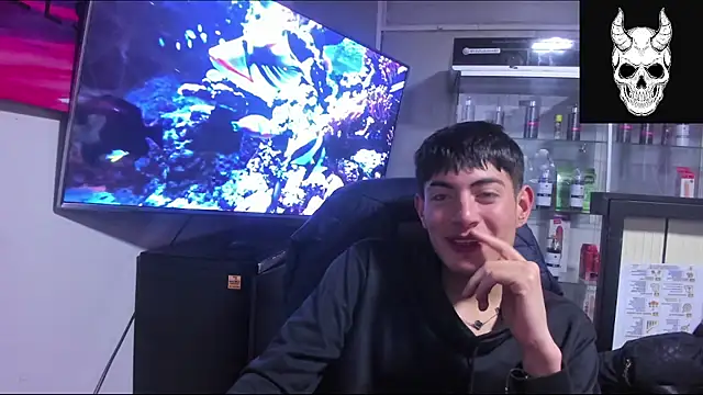 andylol330 online show from August 3, 2:32 am