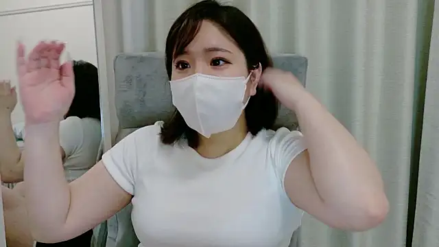 painpain1919 online show from June 15, 2:41 pm