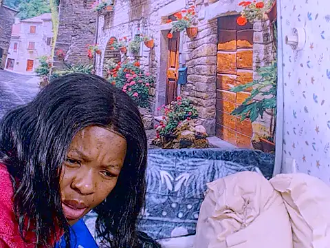 Snapshot of ebonymeera chatting on June 8, 6:14 am ebonymeera online show from June 8, 6:14 am