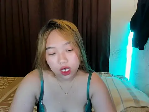 Anne licous online show from June 14, 2:19 pm