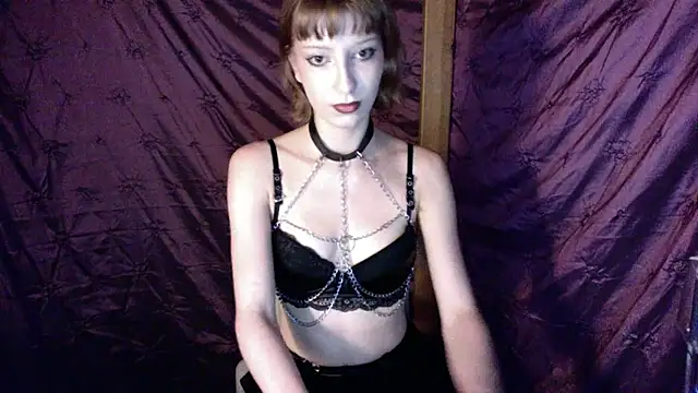 Snapshot of AlexaWetDream chatting on July 19, 6:44 pm AlexaWetDream online show from July 19, 6:44 pm