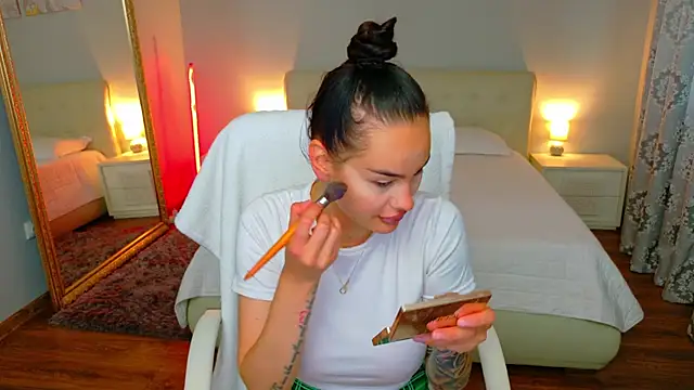 Snapshot of BabyyGirll_ chatting on May 28, 3:48 am BabyyGirll online show from May 28, 3:48 am