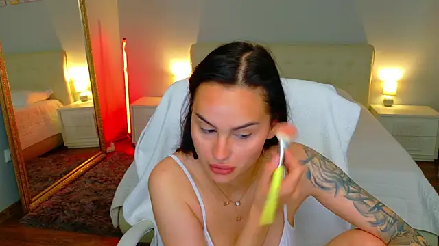 Snapshot of BabyyGirll_ chatting on May 29, 3:37 am BabyyGirll online show from May 29, 3:37 am