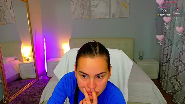 Snapshot of BabyyGirll_ chatting on June 8, 3:18 am BabyyGirll online show from June 8, 3:18 am