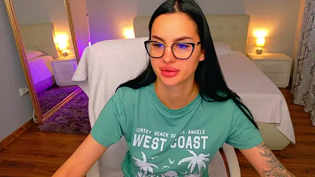 BabyyGirll  online show from July 17, 4:41 am