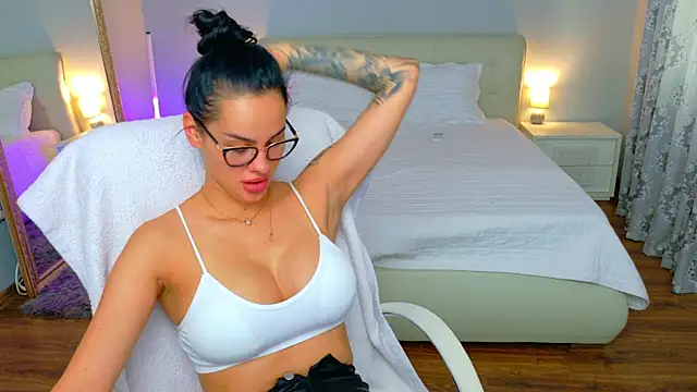 BabyyGirll  online show from July 27, 6:53 am