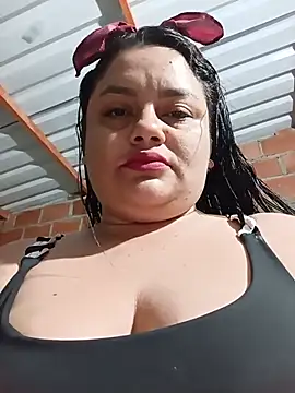Snapshot of dirty_violeota_19 chatting on July 19, 10:30 am dirty violeota 19 online show from July 19, 10:30 am
