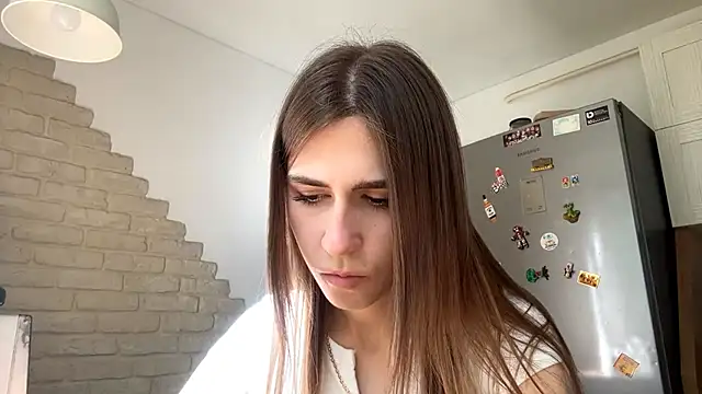 ZaraGuyette online show from July 29, 2:04 pm
