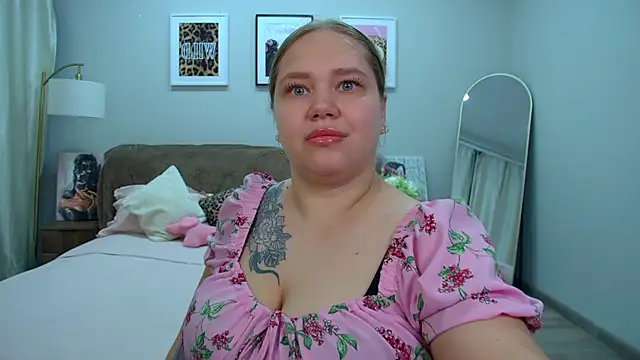 DianaKristol online show from June 3, 2:33 pm