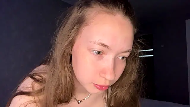 Snapshot of Emily_Mur_ chatting on June 15, 4:58 am Emily Mur online show from June 15, 4:58 am