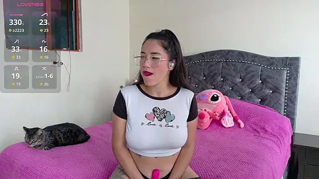 Snapshot of cami_suarez chatting on May 30, 12:57 pm cami suarez online show from May 30, 12:57 pm