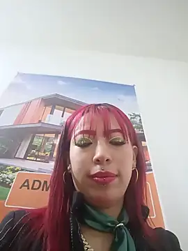 Snapshot of JULIETH__05 chatting on May 23, 12:53 pm JULIETH 05 online show from May 23, 12:53 pm